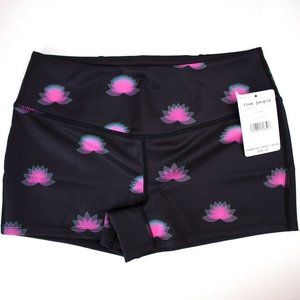 NWT Free People Lotus short - XS